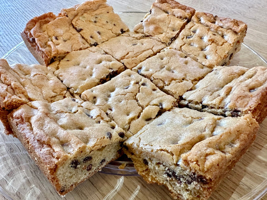 Chocolate Chip Blondies (2 dozen) | Please contact us for pick up. Allow at least 2 business days between order and pick up date.